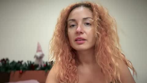 Emily online show from December 15, 9:20 pm