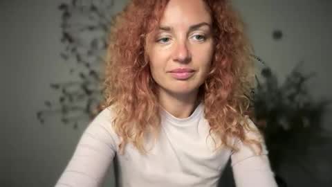 reddgirll online show from September 27, 8:16 pm