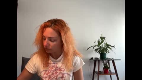 reddgirll online show from February 26, 2:49 pm