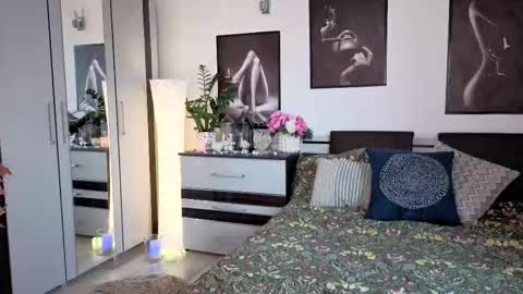 Alex online show from December 15, 12:21 pm