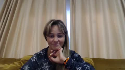 Snapshot of redjessica chatting on September 23, 8:56 am RedJessica online show from September 23, 8:56 am