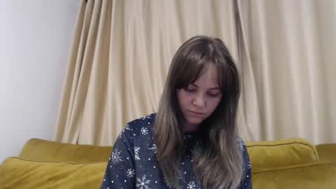 Snapshot of redjessica chatting on March 9, 4:05 am RedJessica online show from March 9, 4:05 am