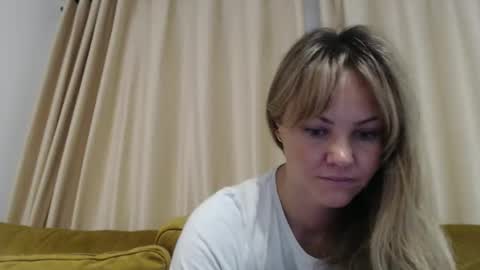 Snapshot of redjessica chatting on October 3, 6:07 am RedJessica online show from October 3, 6:07 am