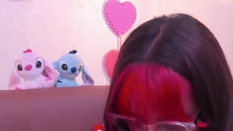 Snapshot of redmeloddy chatting on February 12, 7:35 pm Meloddy online show from February 12, 7:35 pm