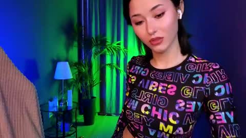 Kiara online show from May 8, 10:33 pm