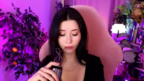 Kiara online show from May 26, 10:25 am