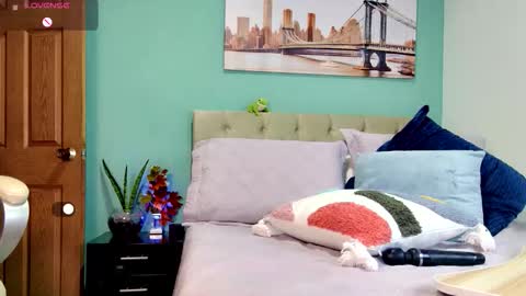 Yanella online show from November 8, 12:26 am