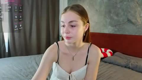 Mia online show from September 25, 1:04 am