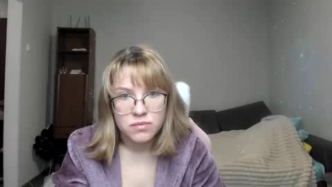 Regina online show from January 17, 2:39 am