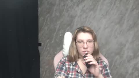 Regina online show from January 22, 2:15 am