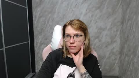 Regina online show from February 21, 3:12 am