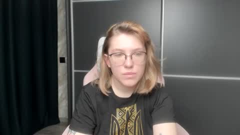 Regina online show from January 25, 2:15 am