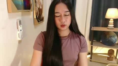 regine online show from January 14, 6:46 pm