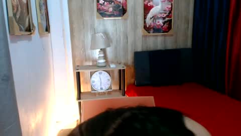 regine online show from June 26, 5:47 pm