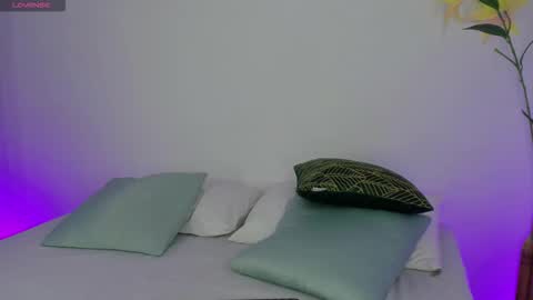 Reika  online show from March 28, 2:33 am