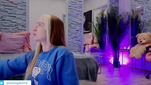 reina cummings online show from February 17, 7:18 am