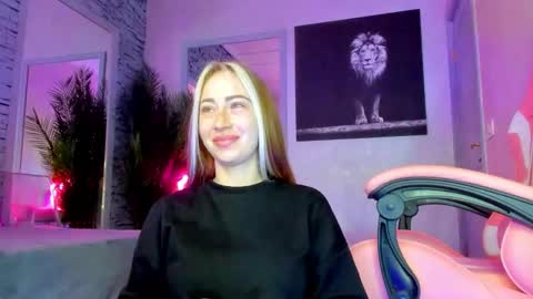 reina cummings online show from December 14, 6:30 am