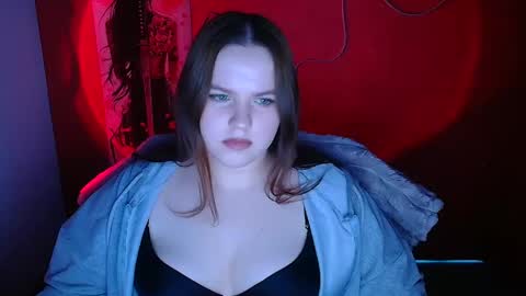 Reina online show from February 7, 12:42 pm