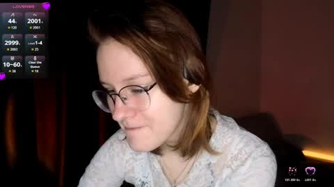 Claire online show from May 10, 6:21 pm