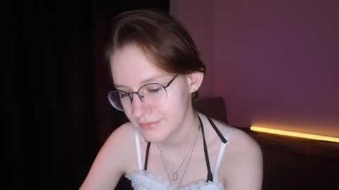 Claire online show from May 17, 7:02 pm