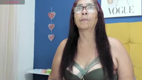 renata_milf_ online show from February 21, 12:06 pm