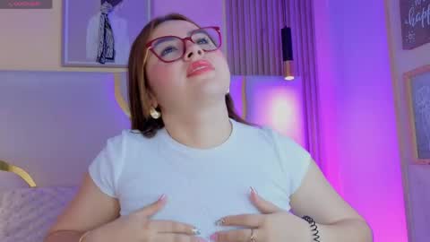 Renata  online show from April 10, 12:00 pm