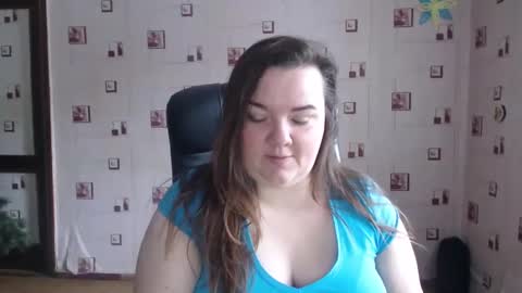 renataoia online show from February 15, 11:06 am