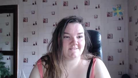 renataoia online show from January 22, 12:17 pm