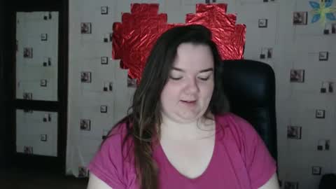 renataoia online show from March 8, 6:35 pm