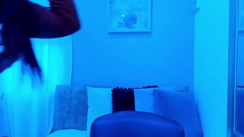      online show from January 29, 12:02 pm