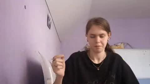 Eva online show from May 28, 3:54 pm