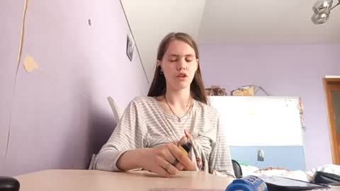 Eva online show from May 9, 2:19 pm