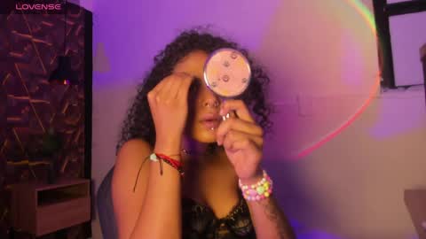 Reshi online show from April 6, 6:53 pm