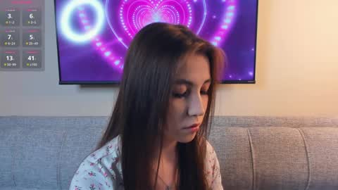 Olivia online show from April 9, 9:04 am