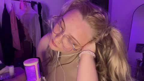 Katie online show from June 7, 10:22 am