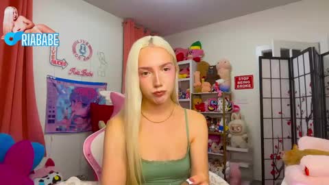 ria  online show from May 19, 3:02 am