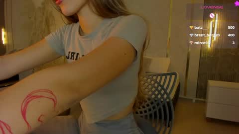 Riley Sierra online show from May 13, 4:24 pm