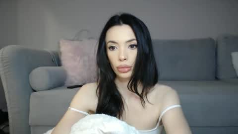 RileyEve online show from January 8, 12:25 am