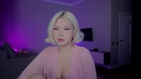 rileymee online show from November 21, 4:03 am