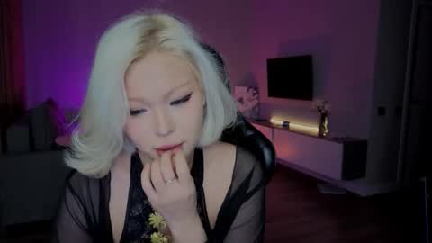 rileymee online show from December 16, 3:34 am