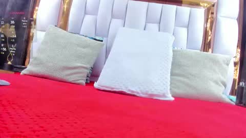 Riley online show from December 15, 11:48 am