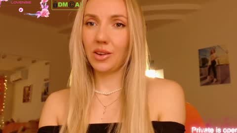 Rina Asty online show from April 5, 5:12 pm