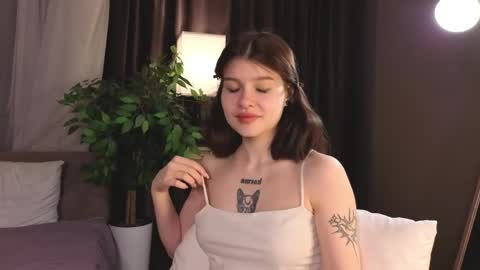 Hi Rina and April are here Glad to see you in our room  PVT is open online show from May 15, 3:26 pm