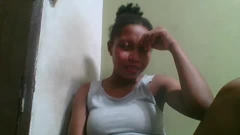 rinah654271 online show from May 12, 5:52 pm