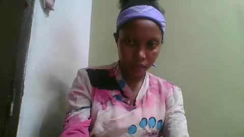 rinah654271 online show from May 16, 10:36 am