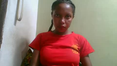 rinah654271 online show from April 30, 2:39 am