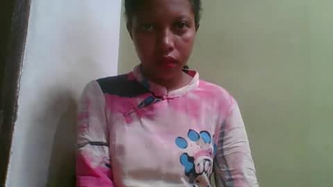 rinah654271 online show from May 4, 3:10 am