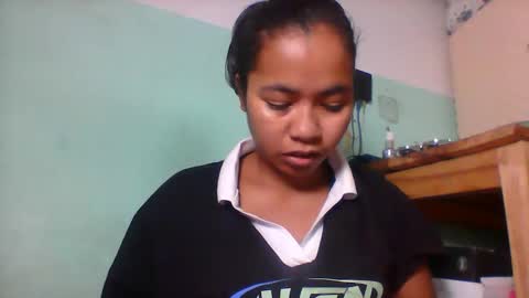 rinah856024 online show from May 5, 4:37 am