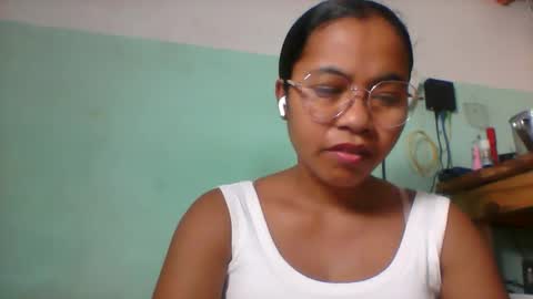 rinah856024 online show from May 11, 4:15 pm