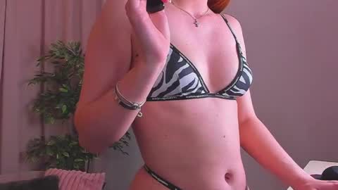 Rina online show from May 1, 10:57 pm
